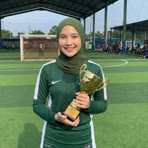 Narai Raih Juara 1 Futsal, Bukti Perempuan Berhijab Bisa Berprestasi di Olahraga